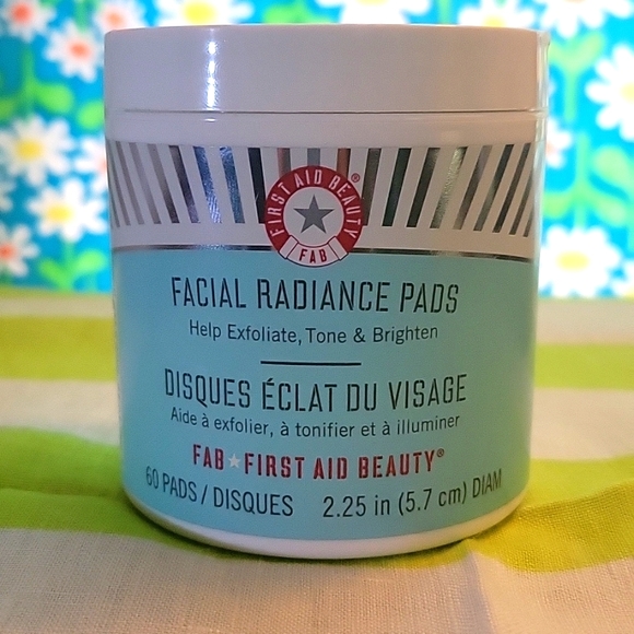 NEW First Aid Beauty Facial Radiance Pads, 60 ct. - Picture 1 of 2
